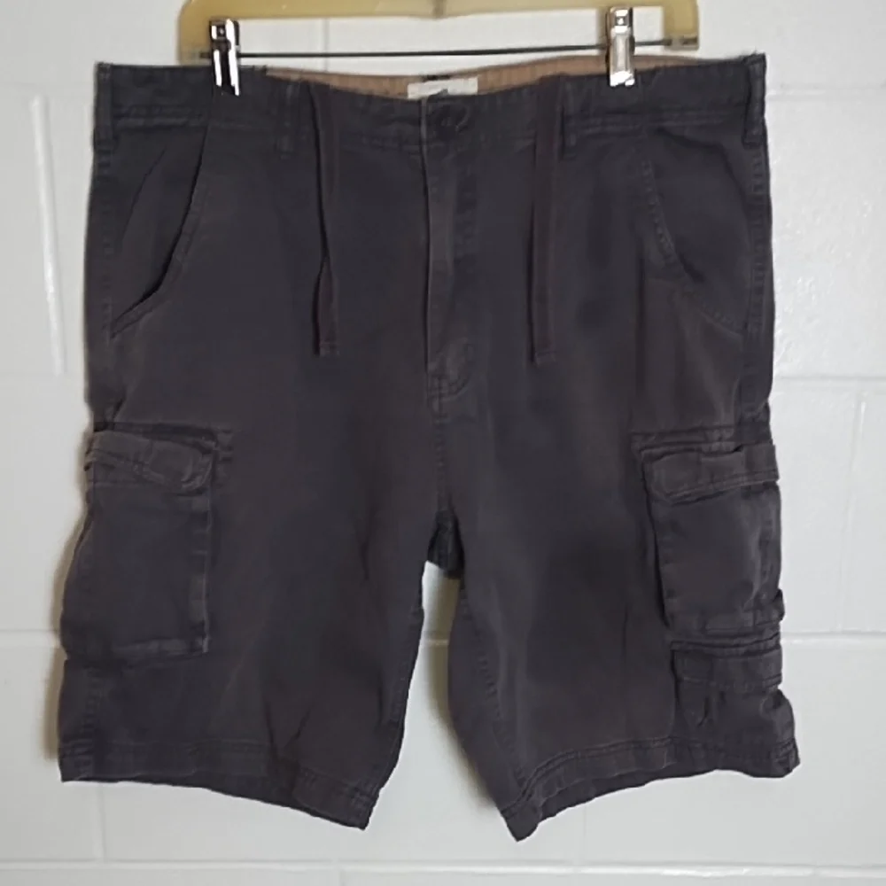 Men's Dark Gray Cargo Shorts